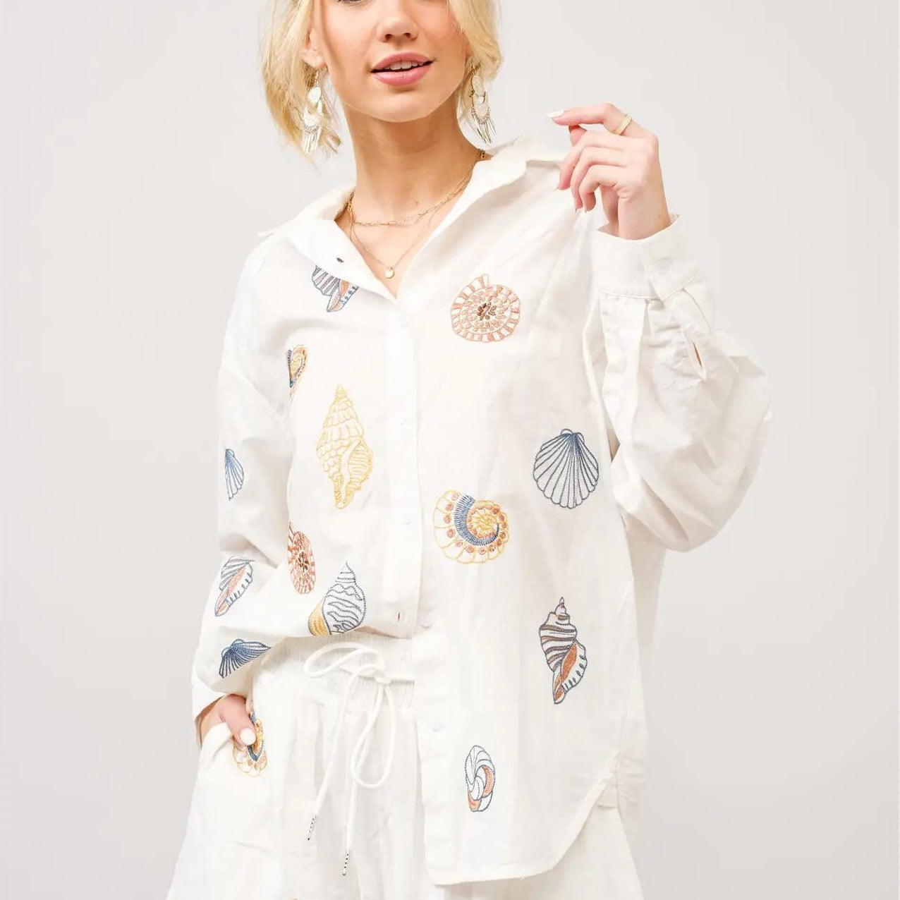 Linen Seashell Embroidered Shirt