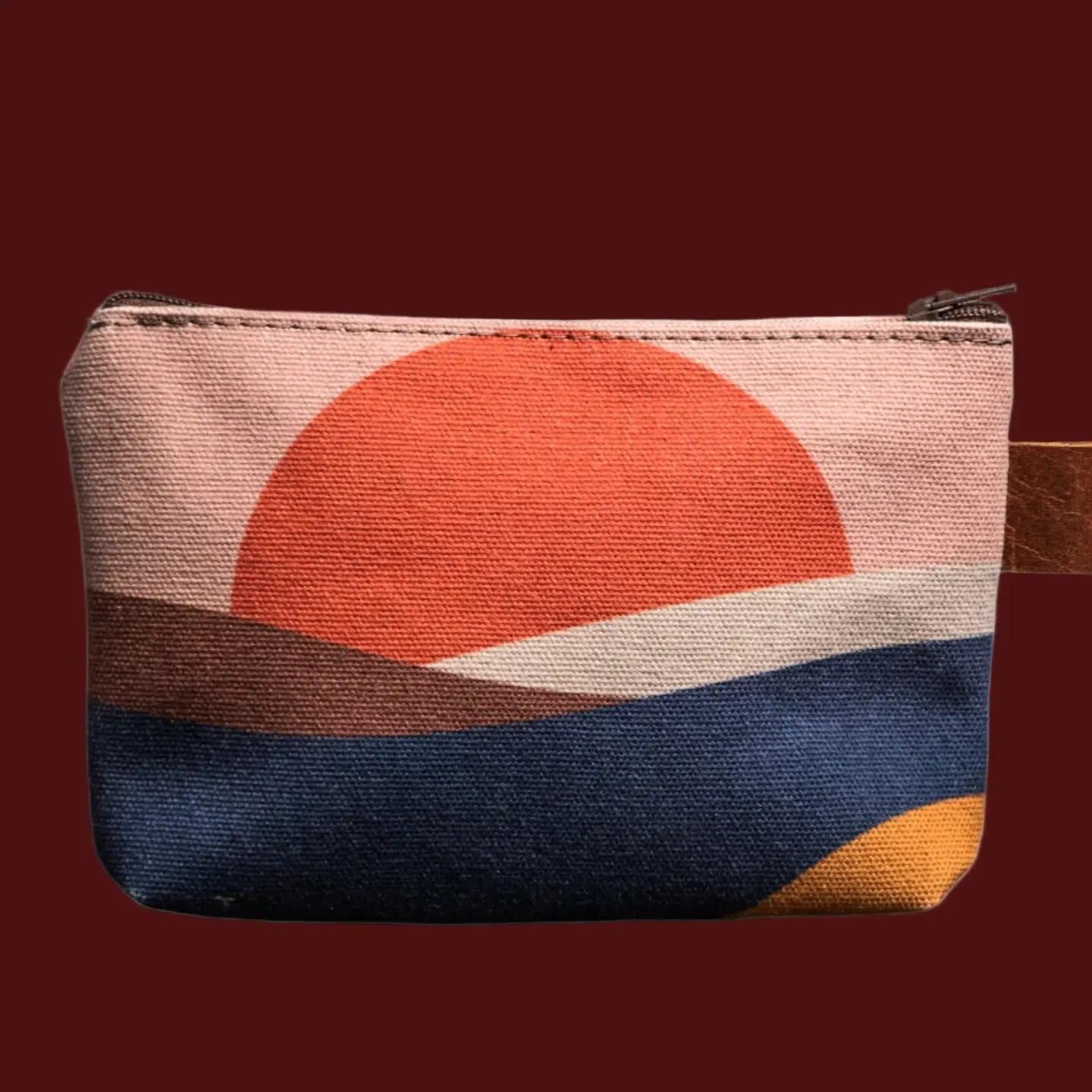 Retro Sunrise Pouch