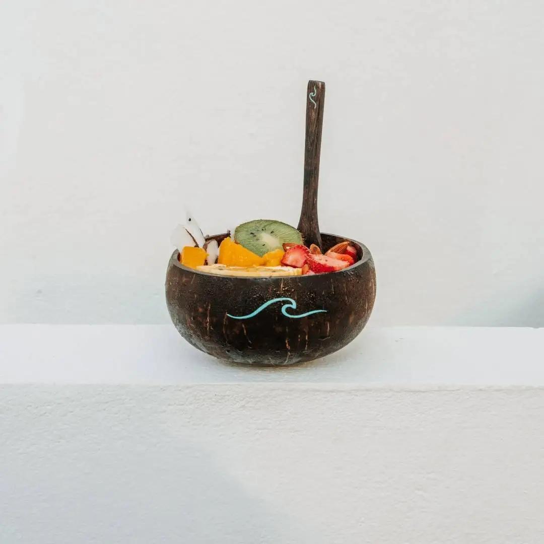 Wave Coconut Bowl