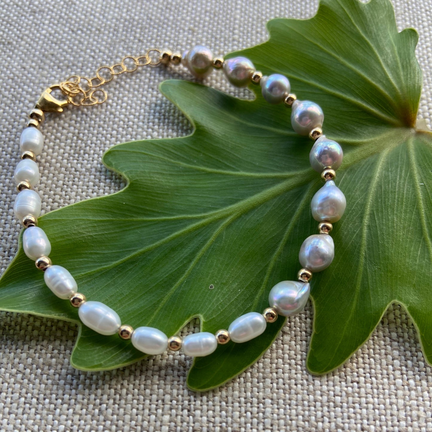 Half-Half Pearl Bracelet