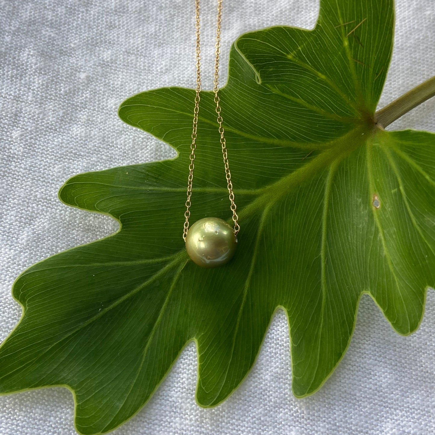 Maui Mari - Pistachio Tahitian Pearl Necklace