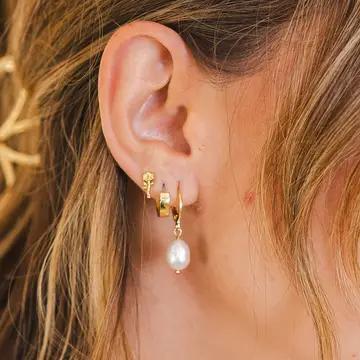 Pearl Drop Earring