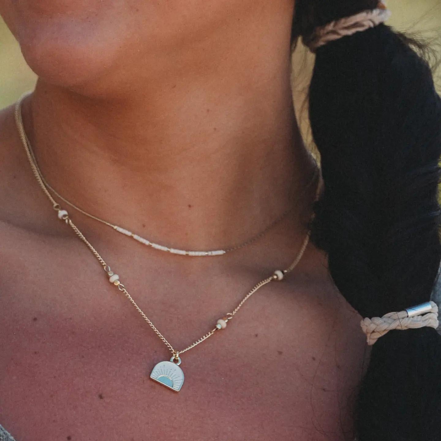 Rise Sunrise Necklace Set