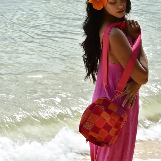 Hawaiian Quilt Neoprene Crossbody