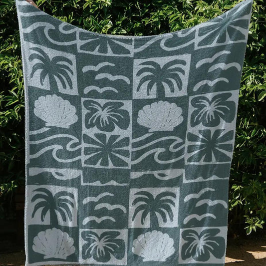 Laguna Plush Throw