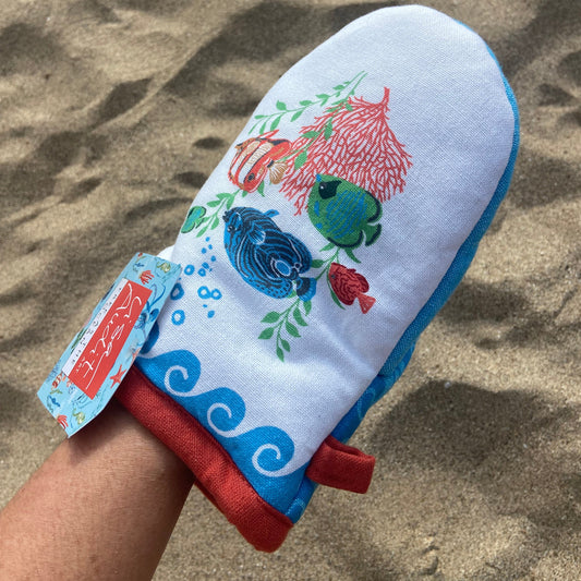Free As The Ocean Grabber Mitt