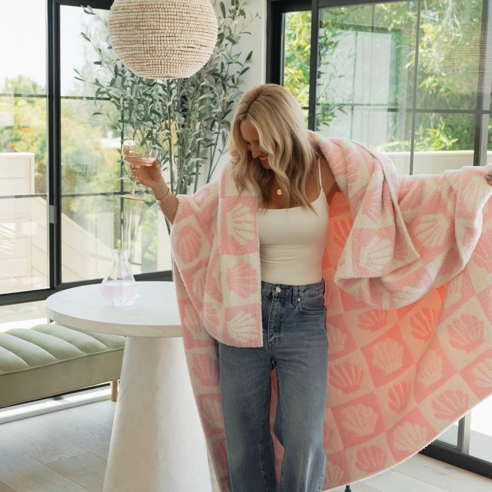 Shell Luxe Blanket