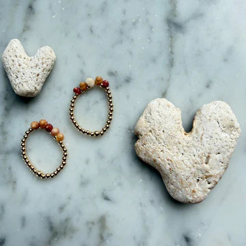 Kahelelani Shell Stretchy Ring