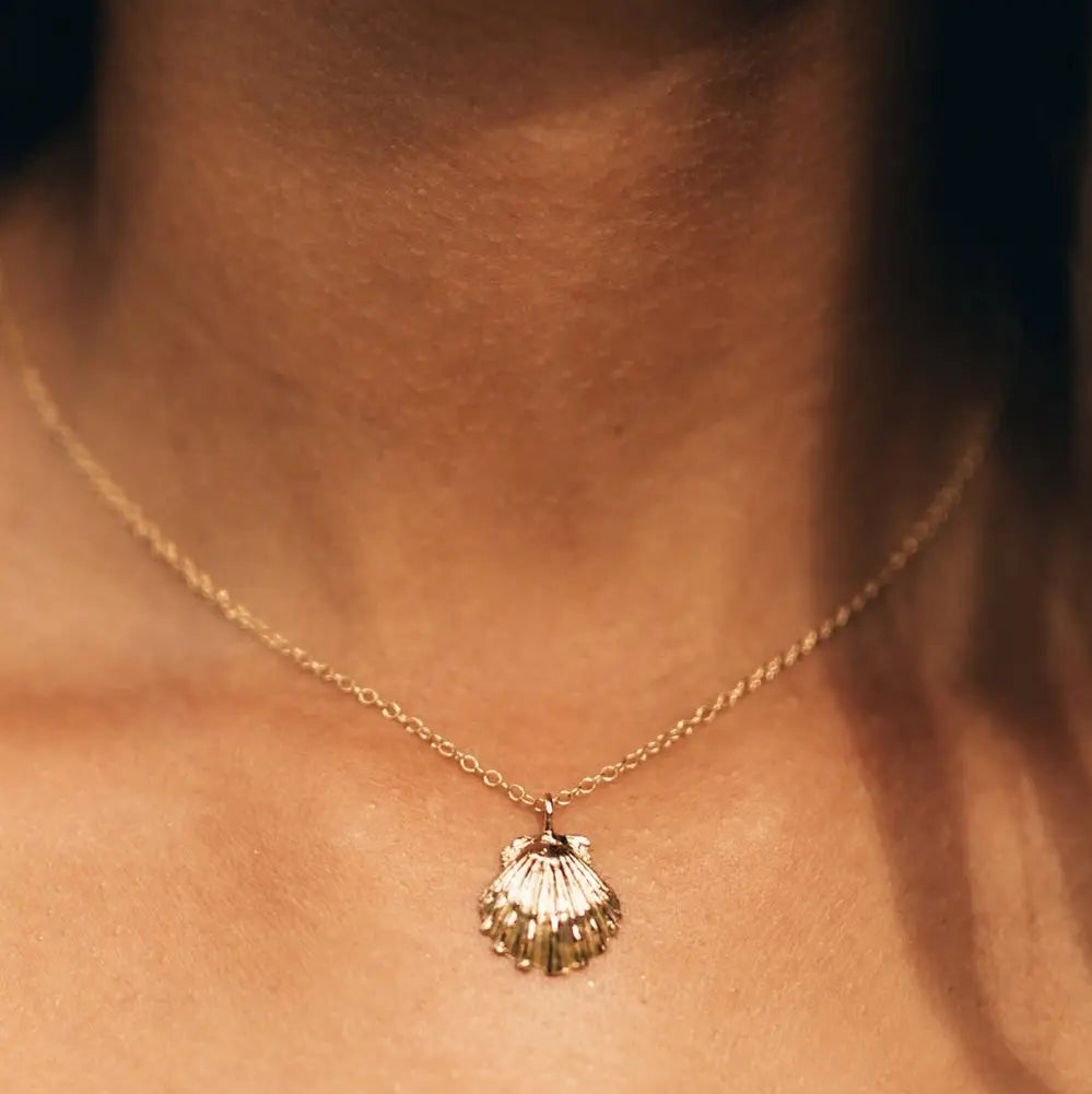 Sunrise Shell Cast Necklace