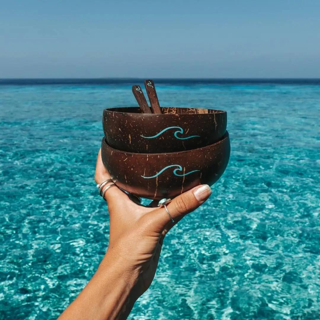 Wave Coconut Bowl