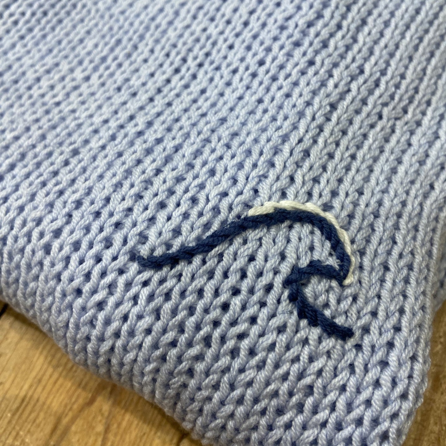 Waves V-Neck Sweater 026