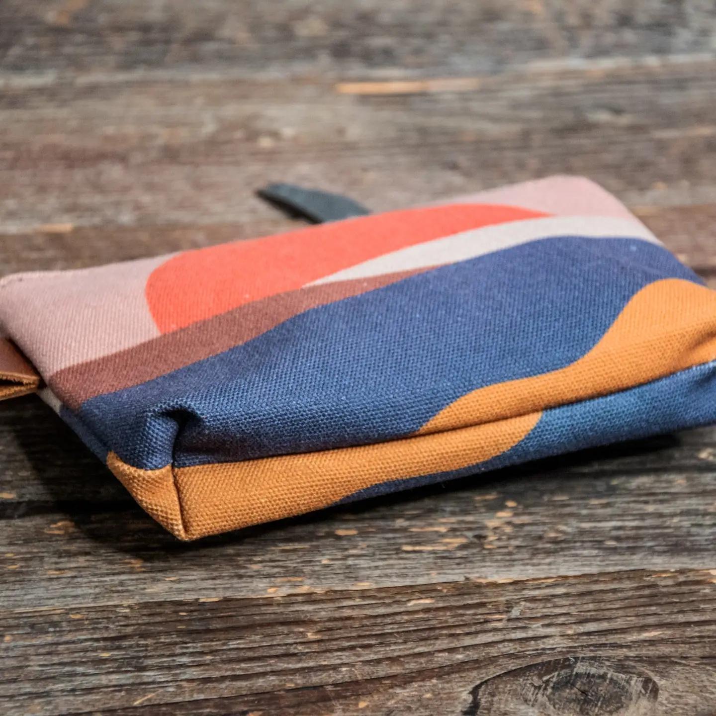 Retro Sunrise Pouch